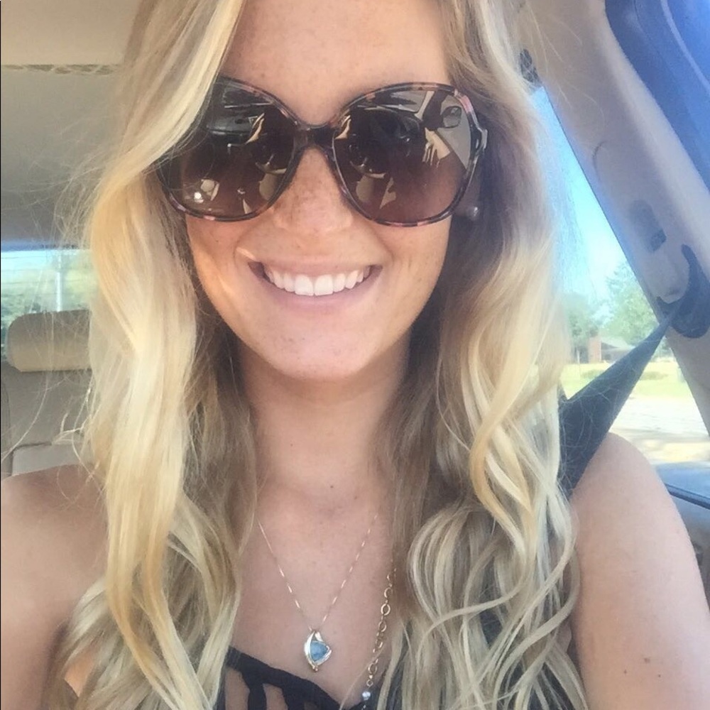 Gucci oversized sunglasses